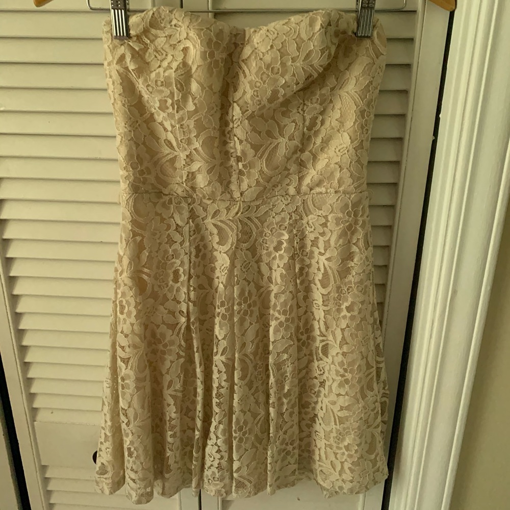 Strapless beige color dress